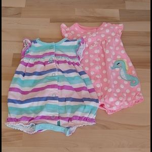 🌼Carter's NB Rompers